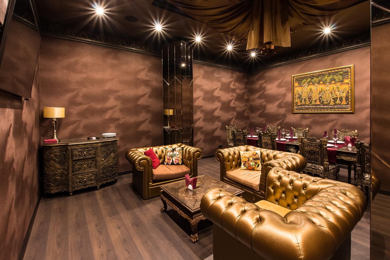 India Palace Hotel Харков Екстериор снимка